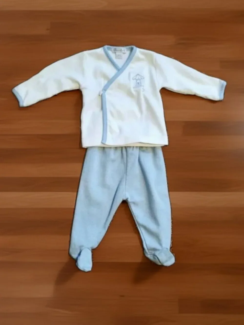 Kissy Kissy White and Light Blue Baby Matching Set